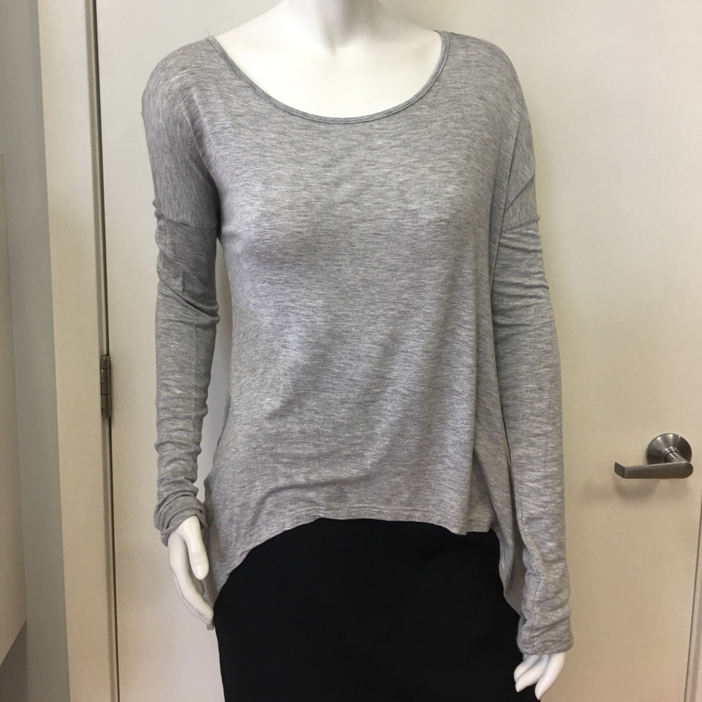 Gray Long Sleeve Scoop Neck Tee Soft Drape Knit Top Size M Minimalist Basic